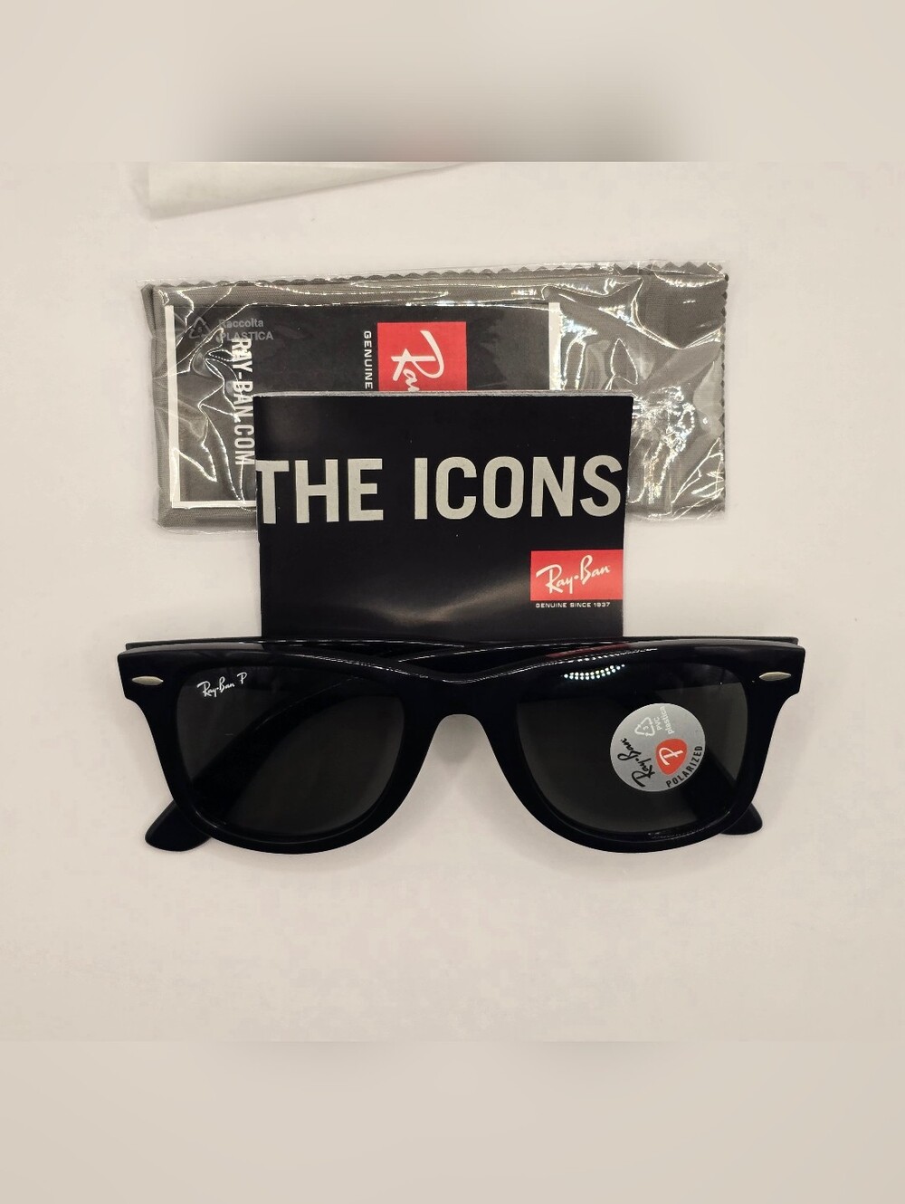Ray-Ban Black Wayfarer Sunglasses